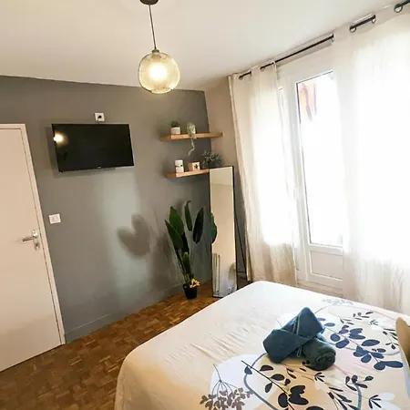 New Cosy - T5 - Grand Avec Parking Gratuit *