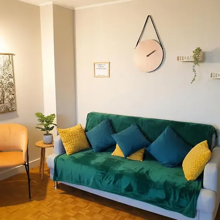 New Cosy - T5 - Grand Avec Parking Gratuit *